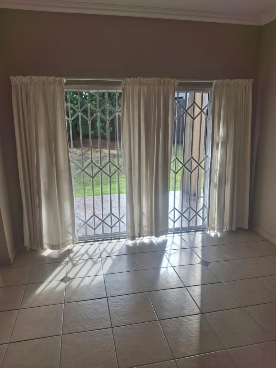 4 Bedroom Property for Sale in Vanes Estate Eastern Cape
